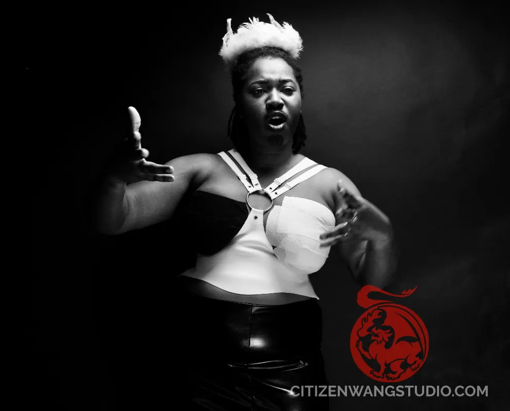 KING BEE JAMMING 5.JPG
